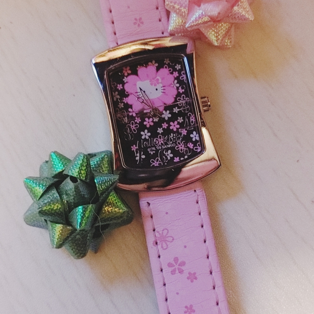 VINTAGE 1996 HELLO KITTY WATCH
